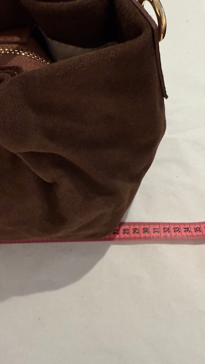 Beuteltasche aus Wildleder