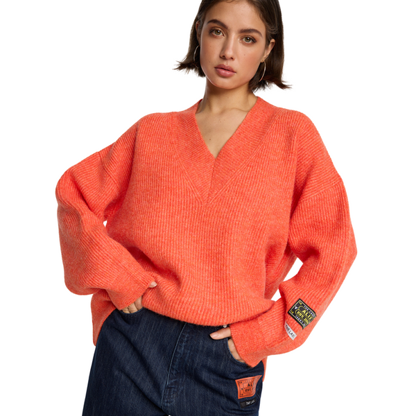 V-Neck Pullover